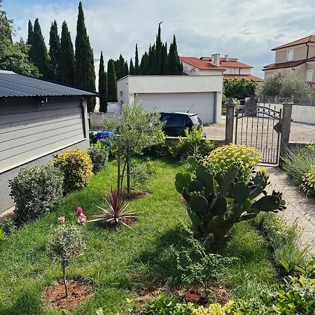 Apartment Vukalovic 2 *